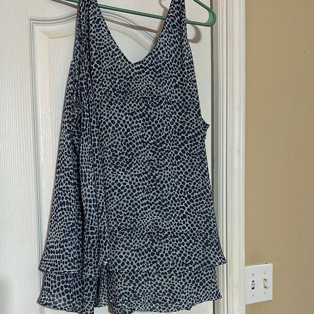 Stylish Black and White Women's Top
